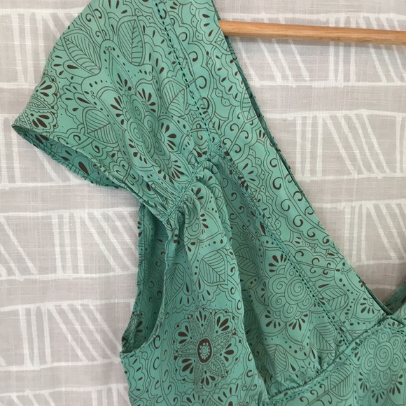 100% Silk NY&CO Top - Picture 3 of 10